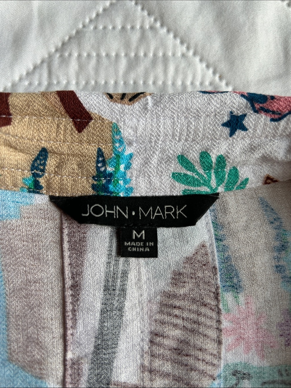 John Mark women’s Colorful USA State Map Button-Up Shirt - Picture 10 of 17